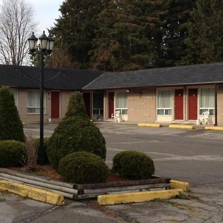 Lotus Motel Cobourg Ngoại thất bức ảnh