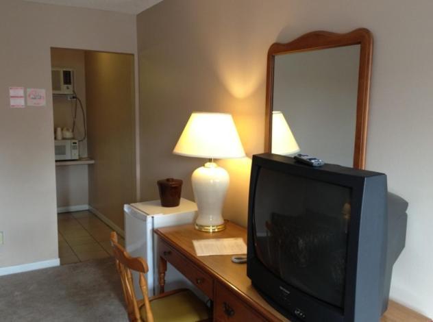 Lotus Motel Cobourg Ngoại thất bức ảnh