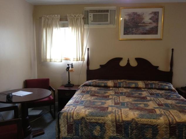 Lotus Motel Cobourg Ngoại thất bức ảnh