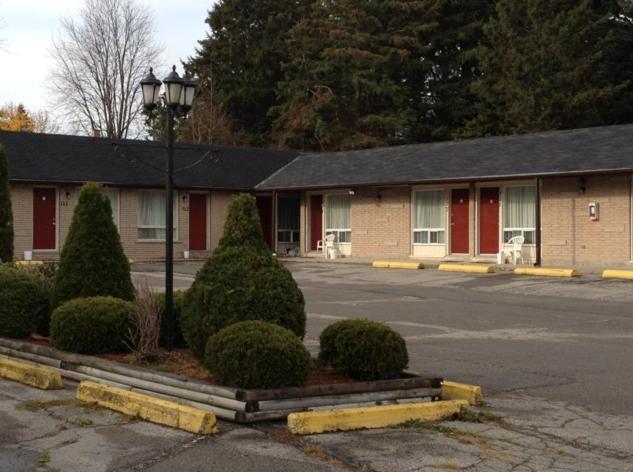 Lotus Motel Cobourg Ngoại thất bức ảnh